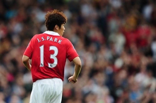 パク・チソンはマンU史上最高の“13番”」と英メディア報じる！背