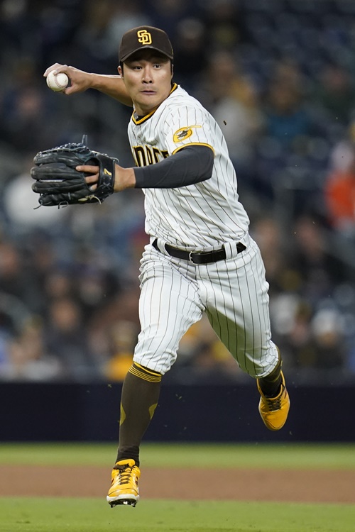 キム・ハソン wbc グローブ MLB ソウルシリーズ パドレス ジャージ