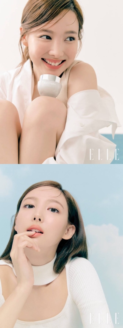 ナヨン   確認よう ナヨン 確認よう 💬 || [SCAN] Yes, I am Nayeon (1st Photobook