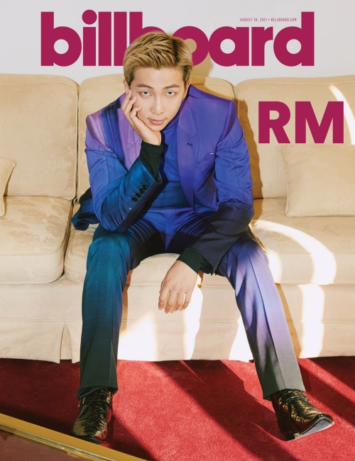 色気すごい」BTSのRM、極上スーツ姿で見せた“大人の男ビジュアル