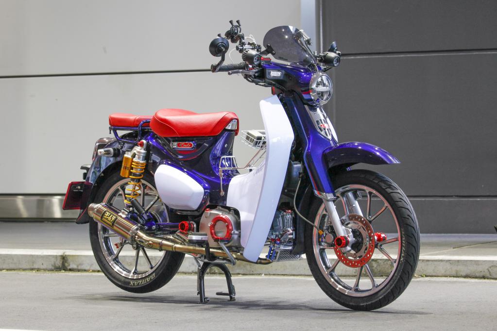 ホンダC125】これもカブ！ 181cc化＆二人乗り化しちゃったゴリゴリ仕様 