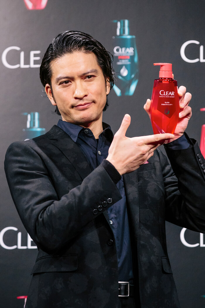 TOKIO長瀬智也がヘアケアブランド「クリア」新イメージキャラクターに
