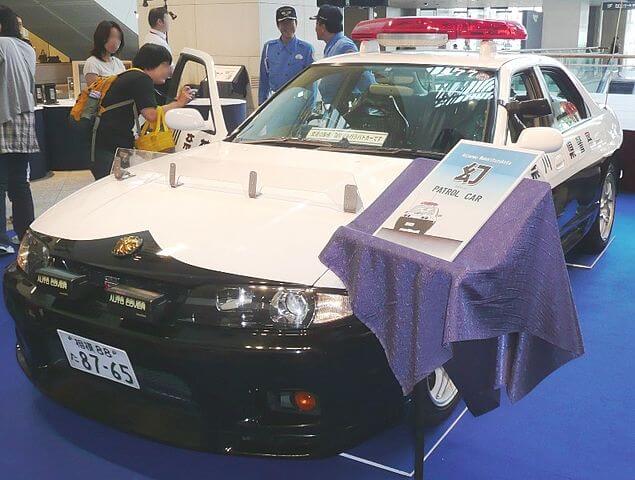 絶版 希少 ニッサン スカイライン GT-R オーテック 覆面パトカー 絶版 希少 ニッサン スカイライン GT-R オーテック 覆面パトカー 日産