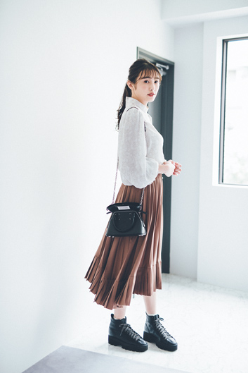 櫻坂46】 渡辺梨加が私服を披露！女っぽモードコーデ3選♡（Ray
