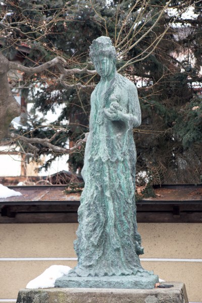 3歳で両手足を失っても「人生に絶望なし」中村久子さん72年の生涯