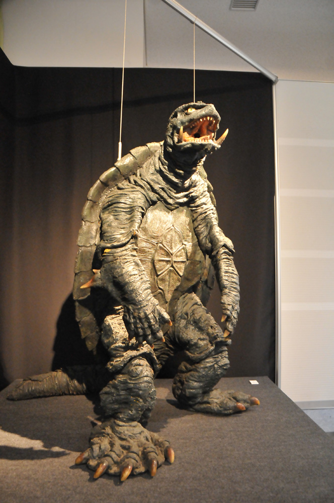 【通常版】ガメラ２アップ用スーツ ストア | 特撮のDNA