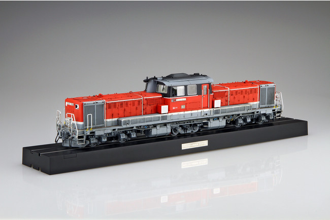 鉄道ファン垂涎！定期運用から退いたディーゼル機関車「DD51」が