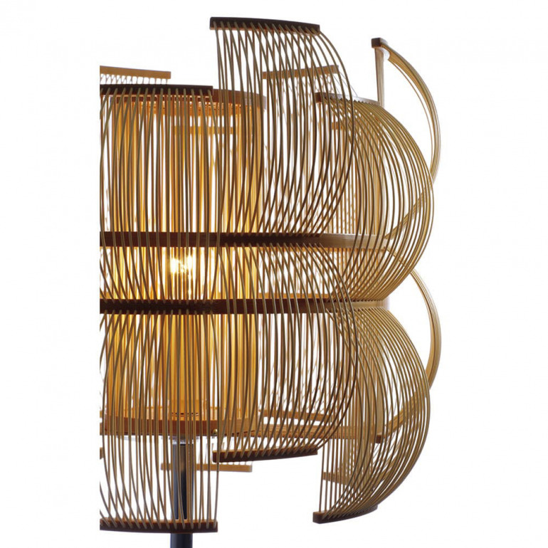 伝統工芸がアートに昇華！竹細工のランプが放つ光と影が美しい駿河竹千