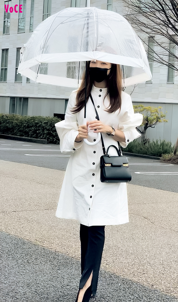 脱コンサバな気分のホワイト 【神崎恵さんの私服メイク】メイク