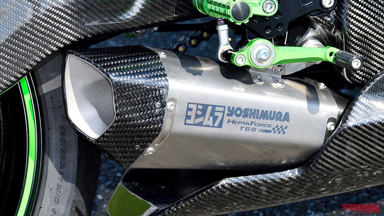 ZX-25R用ヨシムラマフラー・R-77Sサイクロン×6タイプ〈チタン