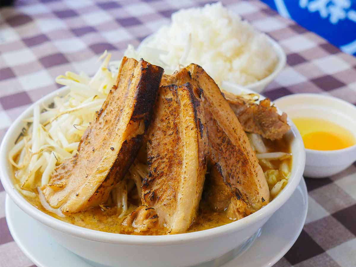 本気 の 焼豚 プルプル 食堂