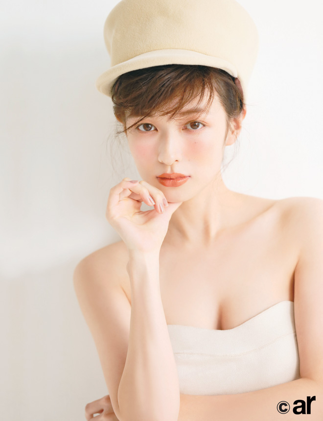女性憧れの美肌モデル森絵梨佳「ar」の表紙に出産後初登場（FASHIONSNAP）