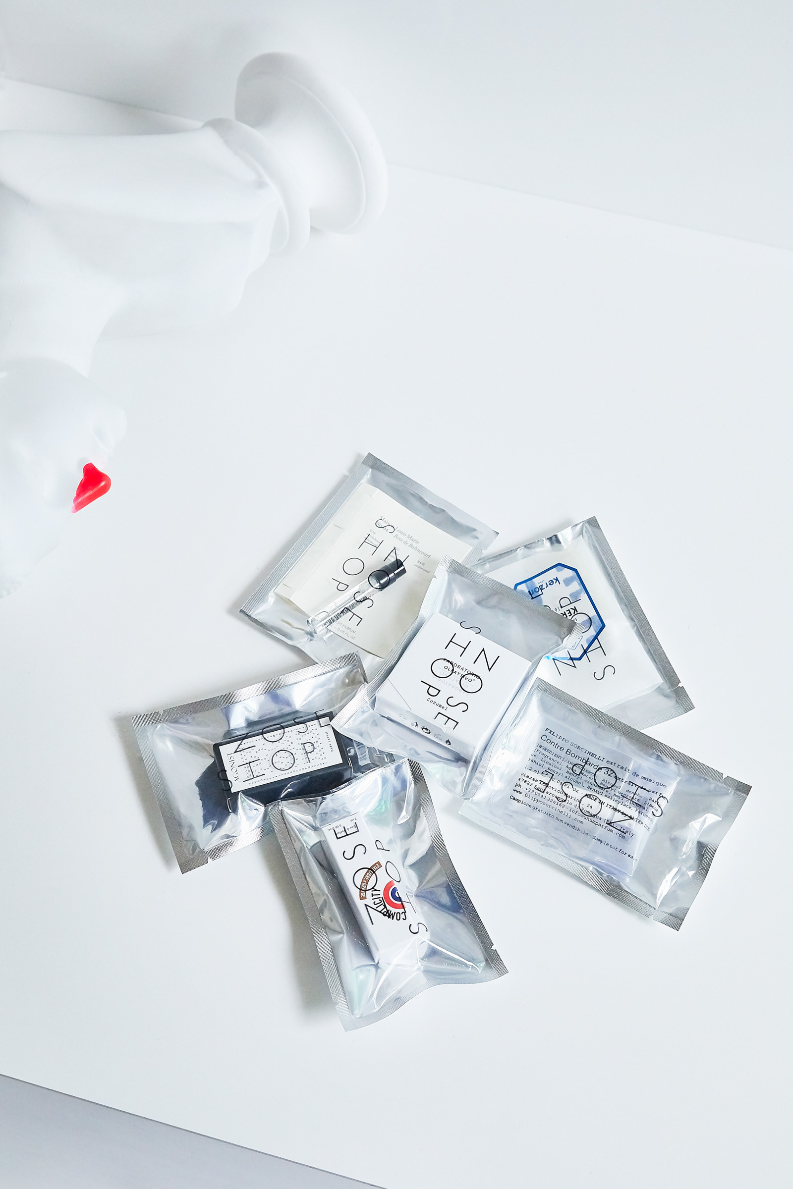 ノーズショップ」関西初の限定店、ニッチな香水を少量で購入できる