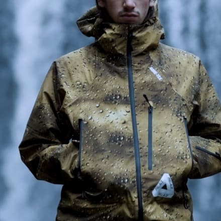 Palace Skateboards パレススケートボードGORE-TEX パレススケートボードから、“GORE-TEX®︎”のレタリング入り
