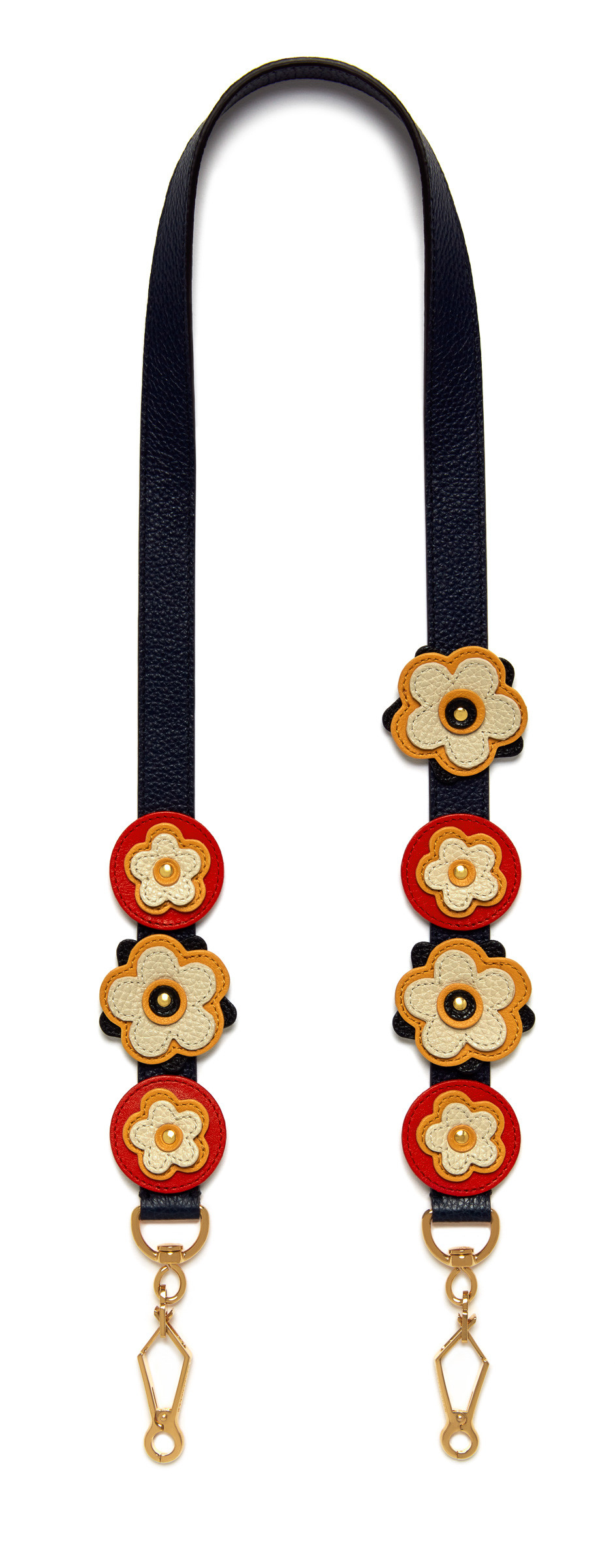 マルベリー、60年代にインスパイアされた新作バッグ「ハムステッド」が