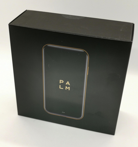 デカスマホ時代に“小さくすばしっこい”「Palm Phone Gold」を衝動買い
