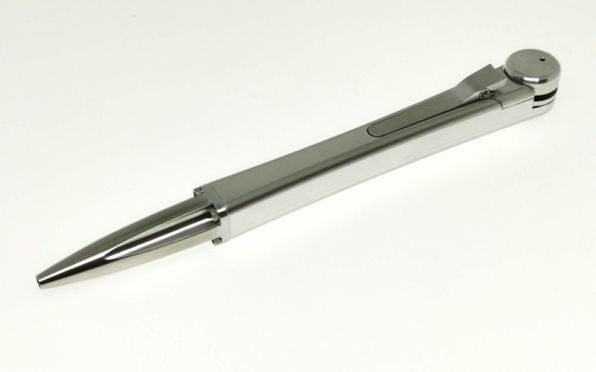 メカエンジニアが気迫で作ったアルミ削り出しボールペン「MechaSEA」を