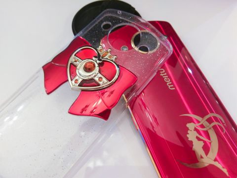 中国で発売されたMeituの「セーラームーン」スマホを買ってみた