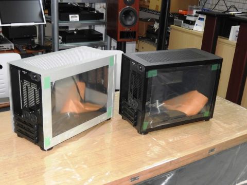 NCASEのMini-ITXケース「M1」に強化サイドパネルモデル（アスキー）