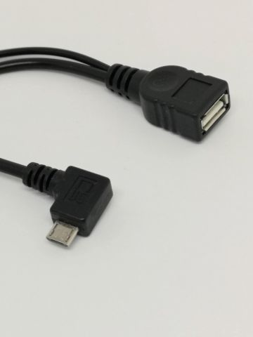 6畳間で100インチ モバイルプロジェクター「Nebula Capsule」を