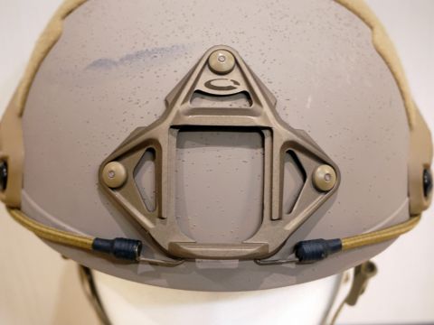 米軍特殊部隊ヘルメットに付けられるライトを買いました