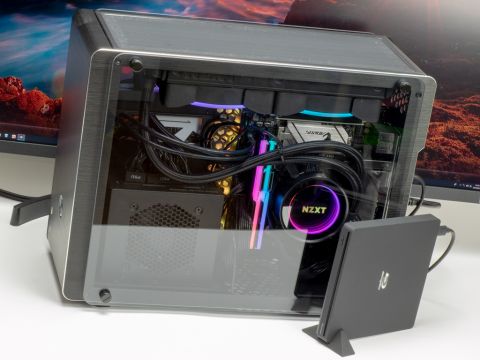 Ultra HD Blu-ray視聴可な小型PC自作！ 1台数役こそPCの姿！（アスキー）