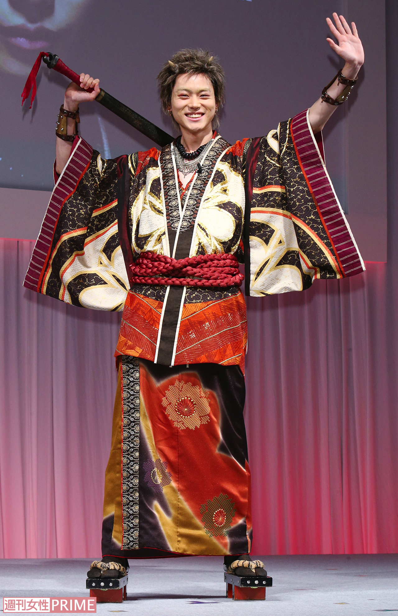 【新版】舞台ロミジュリSE特別版 菅田将暉 掲載6ページ（ストレート）#6411 新版】舞台ロミジュリSE特別版 菅田将暉 掲載6ページ