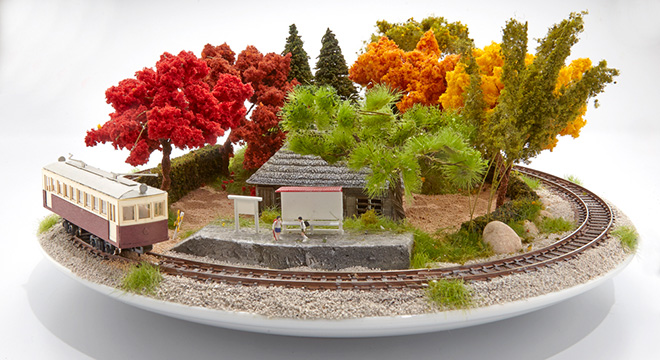 自然風景　ジオラマ　盆景　盆栽　添配　箱庭　フィギュアセット おぉこれはステキ！盆栽と鉄道ジオラマを融合「盆ラマ」（Japaaan）