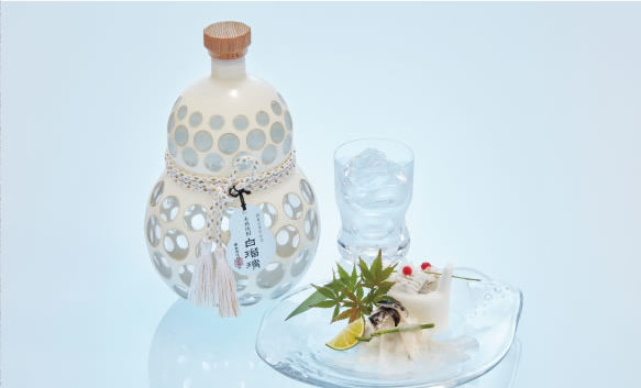 霧島酒造が創業100周年で「本格焼酎 百瑠璃」数量限定販売