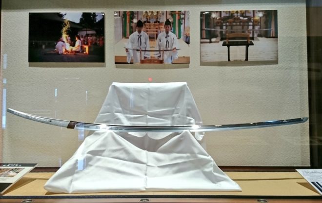伝説の名刀!現代の刀匠によって復活した大太刀「蛍丸」が特別 伝説の名刀!現代の刀匠によって復活した大太刀「蛍丸」が特別