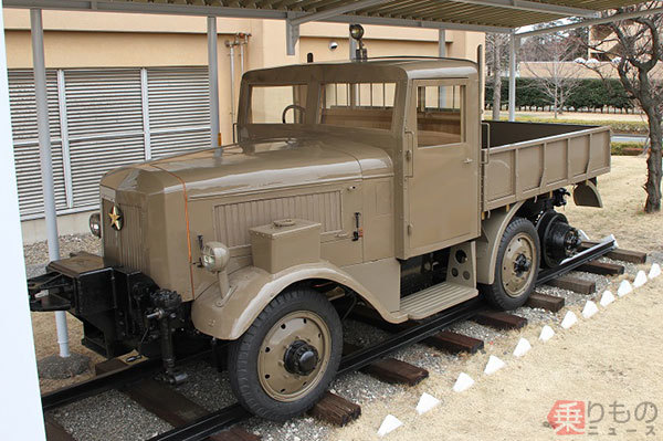 日本自動車工業史稿　２　大正～昭和６年満州事変勃発　自動車工業会編 旧陸軍の遺産「一○○式鉄道牽引車」は線路も道路も走る！（乗り