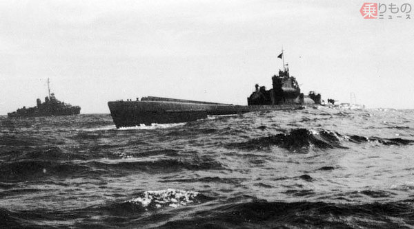 旧海軍の「潜水空母」伊四百型はなぜ生まれ、何を残した？（乗り