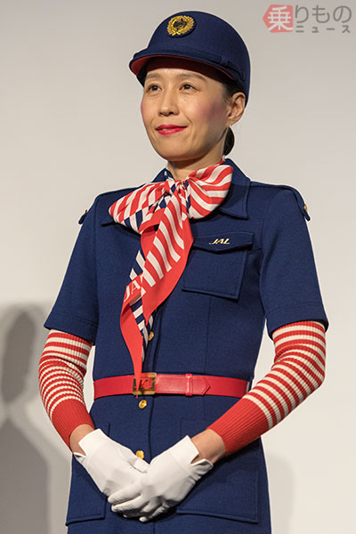 冬ギフト セ JAL e111 客室乗務員 森英恵 1977年～1988年 6代目 スカーフ 小物